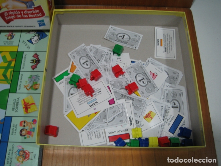 Juegos de mesa: Juego Monopoly Junior. No est&aacute; completo - Foto 4
