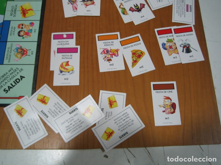 Juegos de mesa: Juego Monopoly Junior. No est&aacute; completo - Foto 6