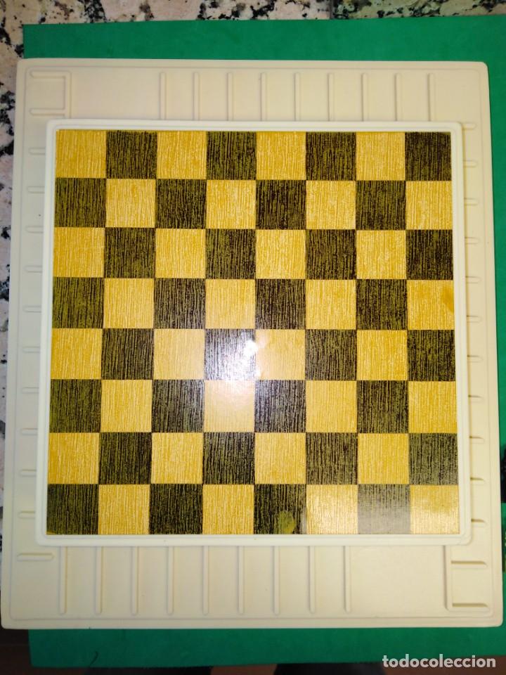 Juegos de mesa: Ajedrez y Damas antiguo Moros y Cristianos - Foto 5