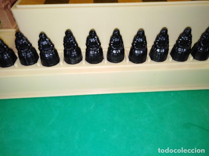 Juegos de mesa: Ajedrez y Damas antiguo Moros y Cristianos - Foto 8