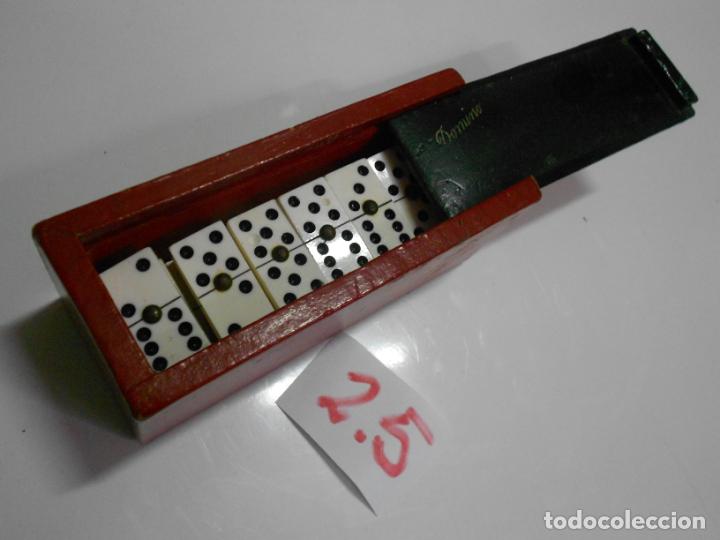 Juegos de mesa: ANTIGUO DOMINO CON CAJA VINTAGE - Foto 1