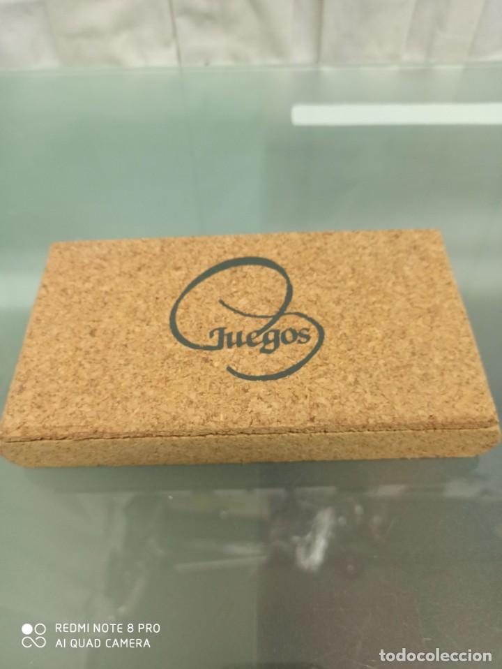 Juegos de mesa: CAJA CON CARTAS Y DADOS POKER - Foto 3