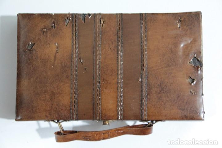 Juegos de mesa: JUEGO DOMINO CON ESTUCHE - Foto 2