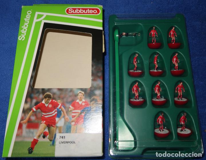 Équipe LIVERPOOL Subbuteo Avec Figurine De Touche - Vintage Collection