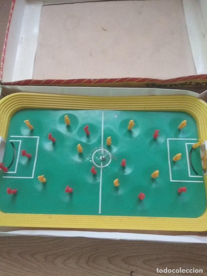 Juegos de mesa: Futbolin - Foto 2