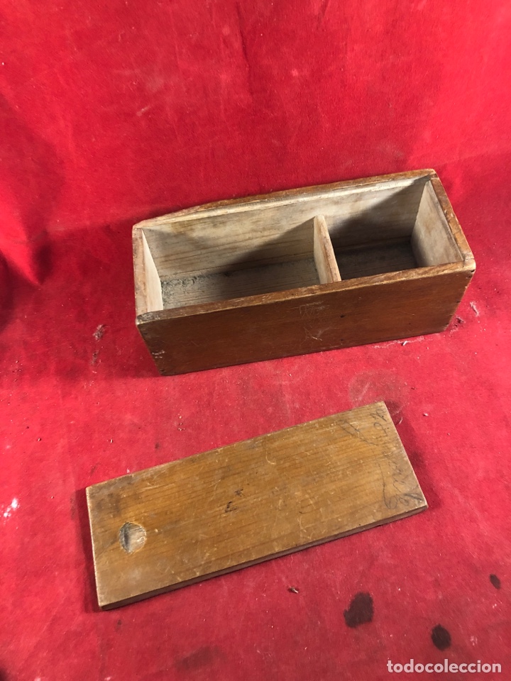 Juegos de mesa: Caja de madera antigua DOMIN&Oacute; - Foto 2
