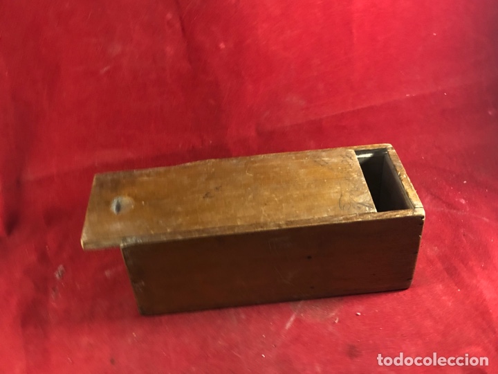Juegos de mesa: Caja de madera antigua DOMIN&Oacute; - Foto 1