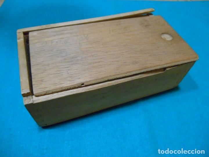 Juegos de mesa: ANTIGUO AJEDREZ DE MADERA INCOMPLETO - Foto 13