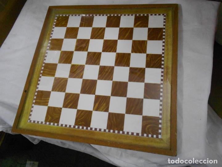 Juegos de mesa: TABLERO DE AJEDREZ CON CRISTAL - Foto 1