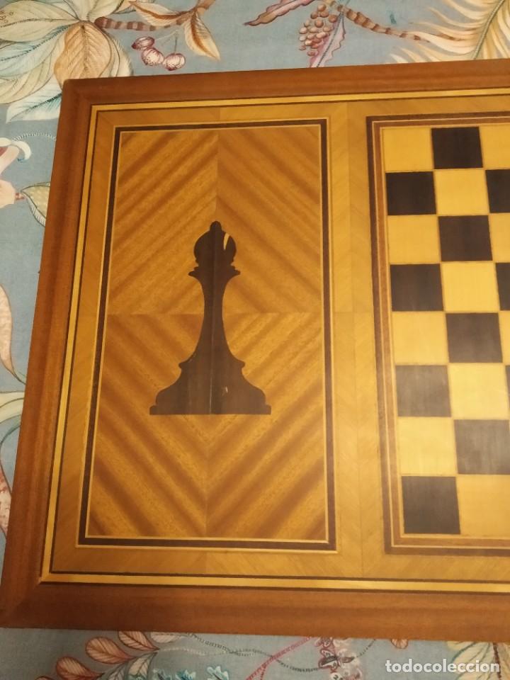 Juegos de mesa: Gran tablero de ajedrez de marqueter&iacute;a. - Foto 2
