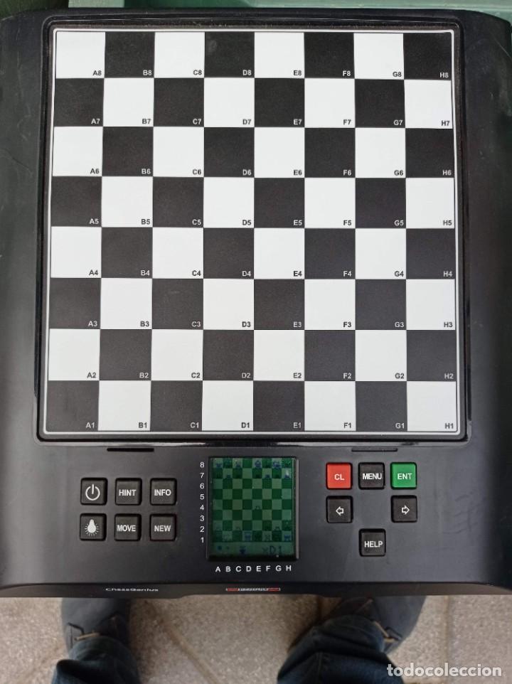 Juegos de mesa: AJEDREZ MILLENNIUM CHESSGENIUS COMPUTER 2000 M-810 - Foto 2