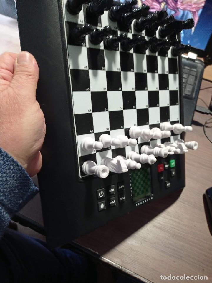 Juegos de mesa: AJEDREZ MILLENNIUM CHESSGENIUS COMPUTER 2000 M-810 - Foto 7