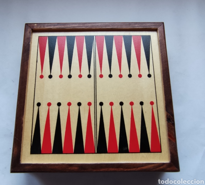 Juegos de mesa: Caja de madera con 4 juegos. - Foto 5