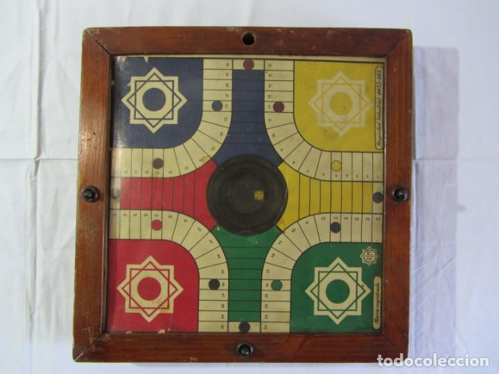 Juegos de mesa: Antiguo parchis de madera RIM - Foto 2