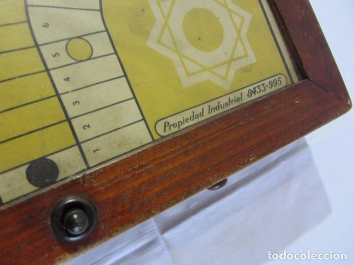 Juegos de mesa: Antiguo parchis de madera RIM - Foto 4