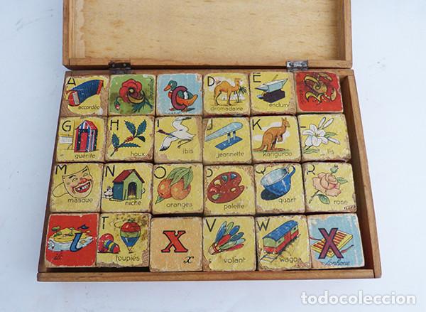 Juegos de mesa: Antiguo juego puzzle de cubos de madera - Foto 2