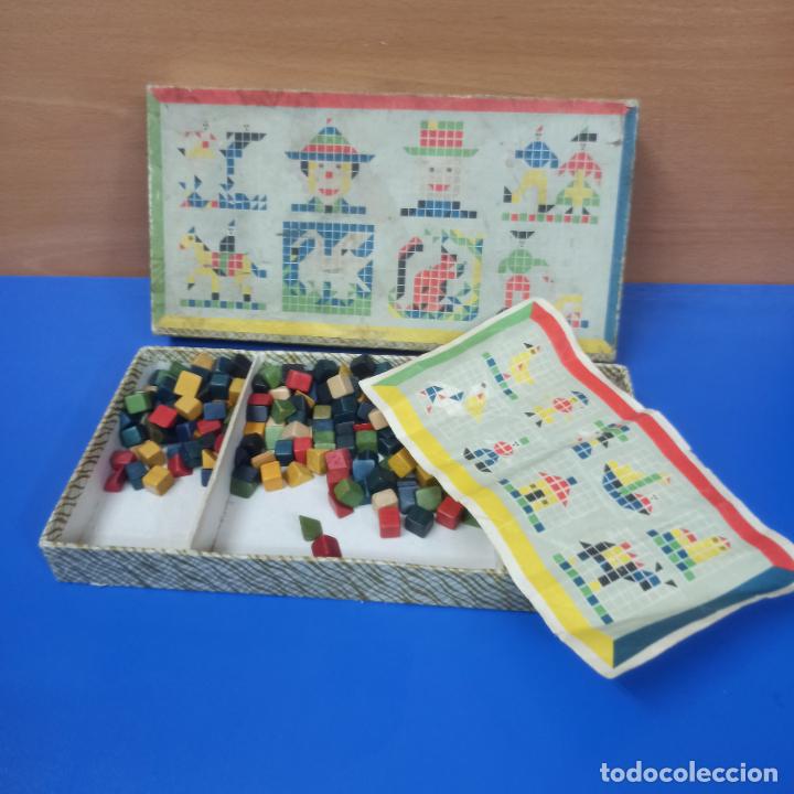 Juegos de mesa: ANTIGUO JUEGO TANGRAM DE MADERA - Foto 1
