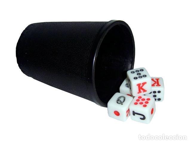 Juegos de mesa: Set Dados P&oacute;ker - Foto 1
