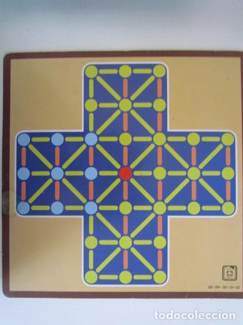 Juegos de mesa: TABLERO CON DOS JUEGOS - Foto 1