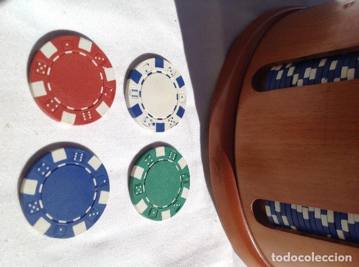 Juegos de mesa: Soporte y fichas de casino - Foto 2