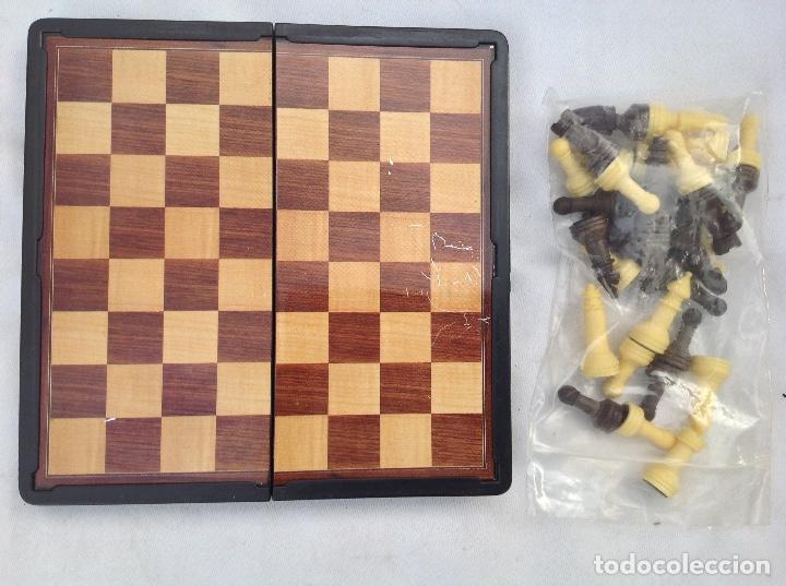 Juegos de mesa: Juego de ajedrez de viaje - Foto 2