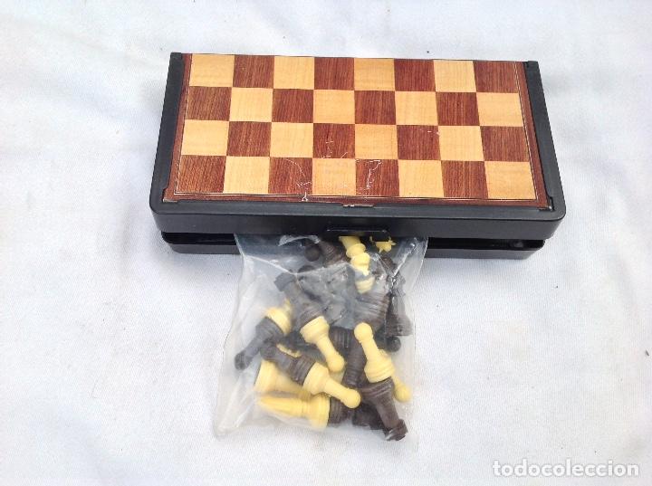 Juegos de mesa: Juego de ajedrez de viaje - Foto 4