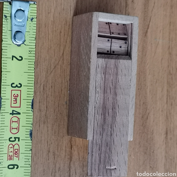Juegos de mesa: Domin&oacute; miniatura, de madera. - Foto 1