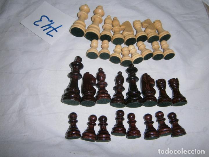 Juegos de mesa: LOTE PIEZAS DE AJEDREZ - Foto 1