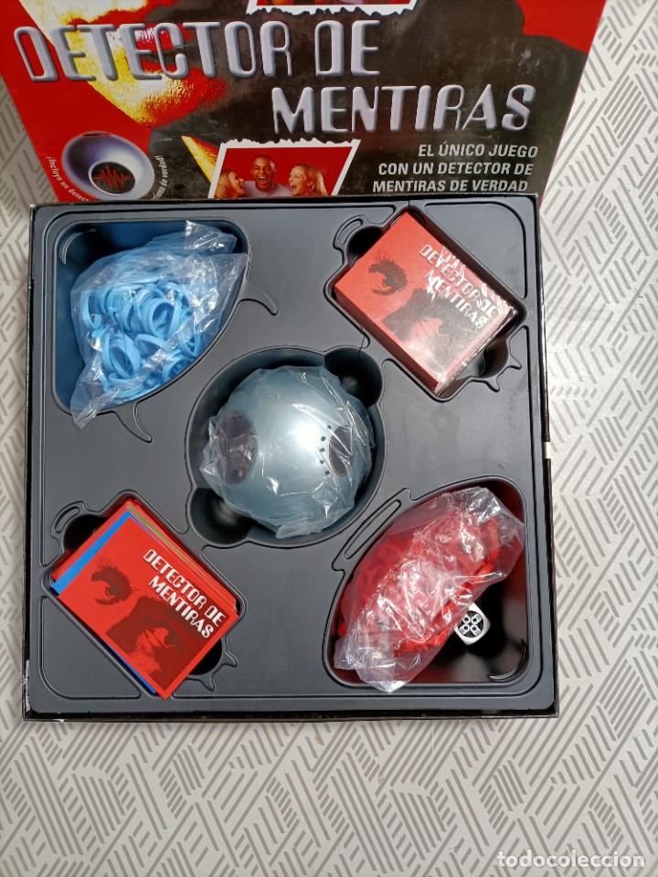 Juegos de mesa: Antiguo juego de mesa Detector de mentiras - Foto 4