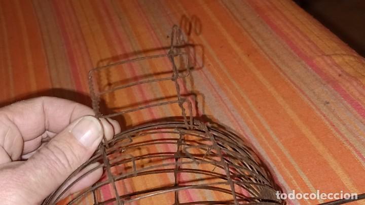 Juegos de mesa: Bingo antiguo, bolas y cartones - Foto 5