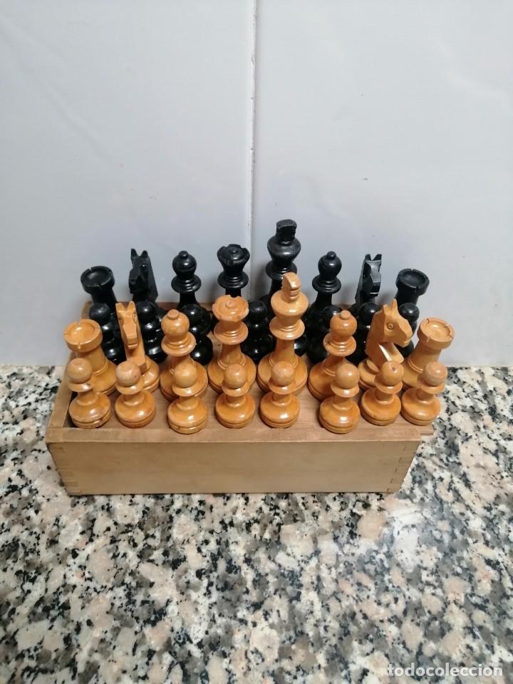 Juegos de mesa: JUEGO DE AJEDREZ DE MADERA - Foto 1