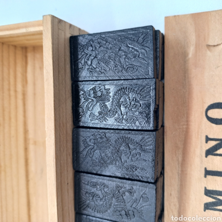 Juegos de mesa: Domin&oacute; de pl&aacute;stico con dibujos de drag&oacute;n - Foto 3