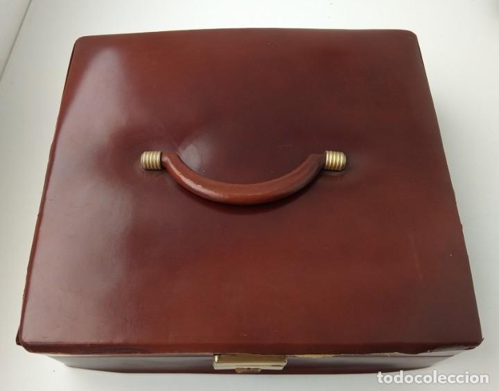 Juegos de mesa: Estuche de juegos - Foto 1