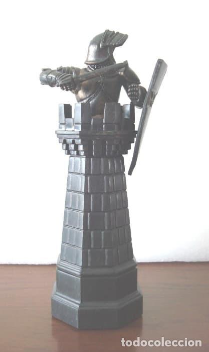 Juegos de mesa: Torre negra Ajedrez Harry Potter, Planeta - Foto 1