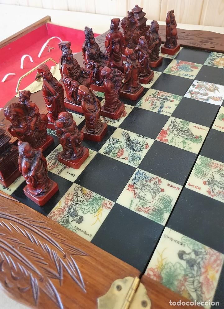 Juegos de mesa: AJEDREZ CON FIGURAS DE ALABASTRO O SIMILAR - Foto 1