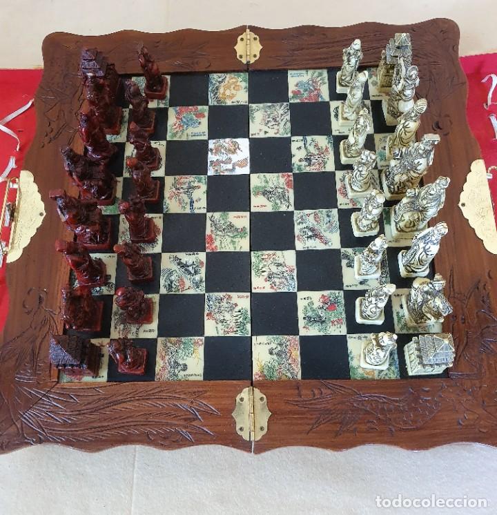 Juegos de mesa: AJEDREZ CON FIGURAS DE ALABASTRO O SIMILAR - Foto 4