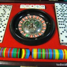 Juegos de mesa: RULETA-DOMINO-DADOS-ESTUCHE SIMIL PIEL ACOLCHADO-GAMUZA TAPETE VERDE-NUEVO-26X22X7 CM.. Lote 362768125