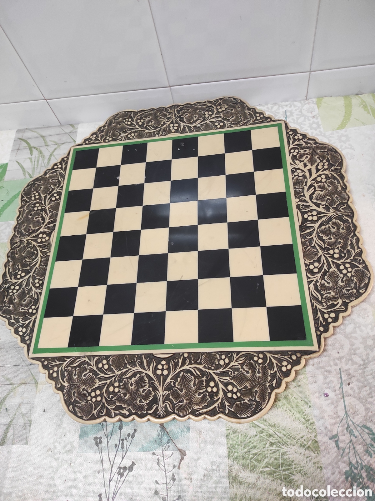 Juegos de mesa: Tablero de ajedrez mesa de resina - Foto 1