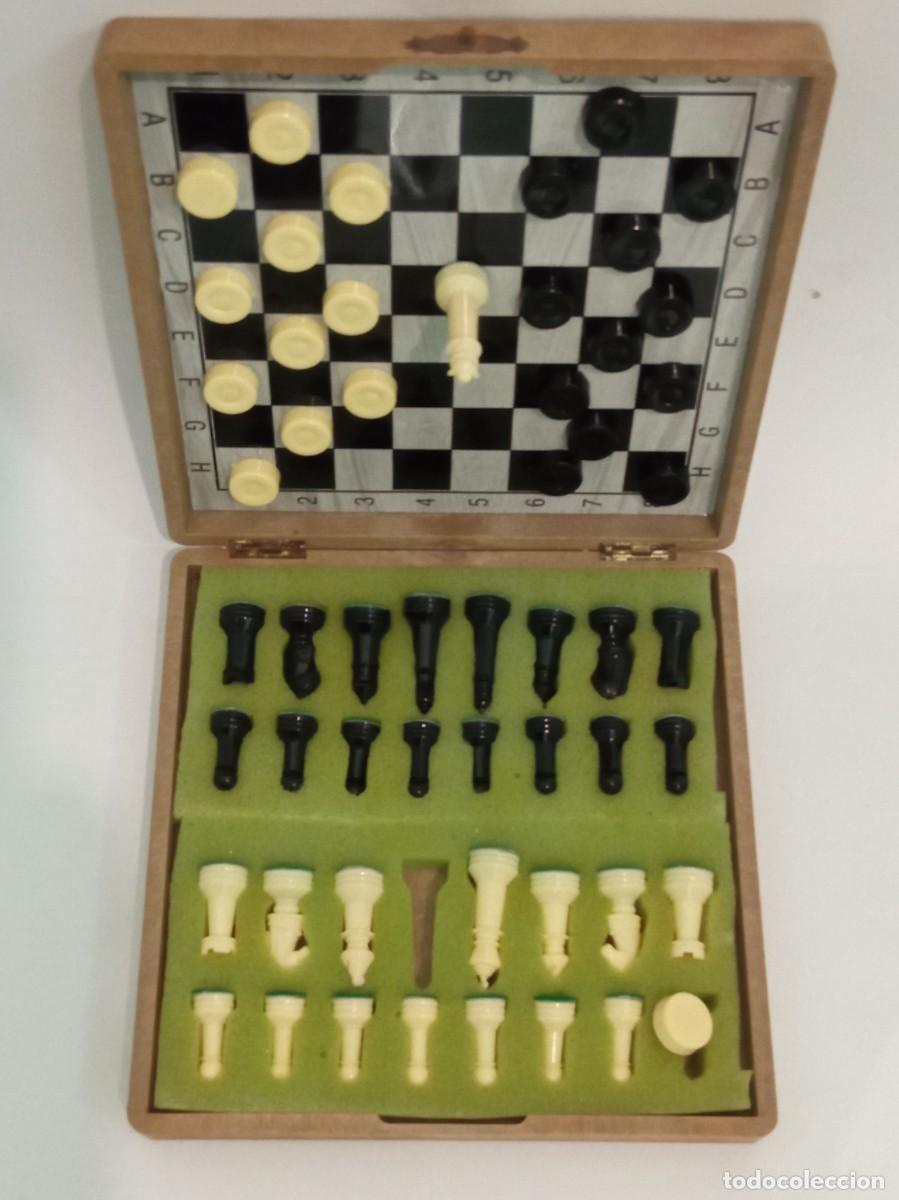 Juegos de mesa: AJEDREZ Y DAMAS MAGNETICO - Foto 5