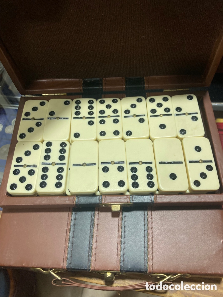 Juegos de mesa: Lote de 2 dominos - Foto 2