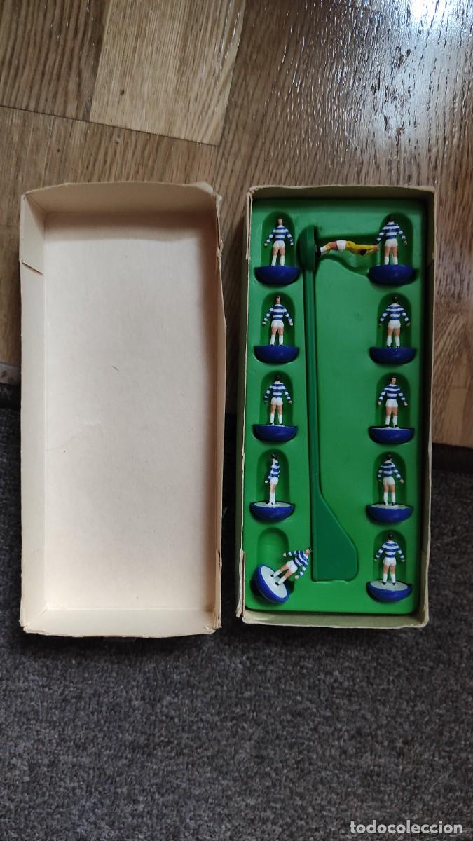 Juegos de mesa: Subbuteo Colchester F&uacute;tbol de mesa. - Foto 2