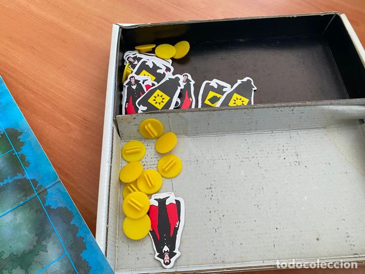 Juegos de mesa: DRACULA UN JUEGO DE TERROR (CEFA) (J-7) - Foto 2