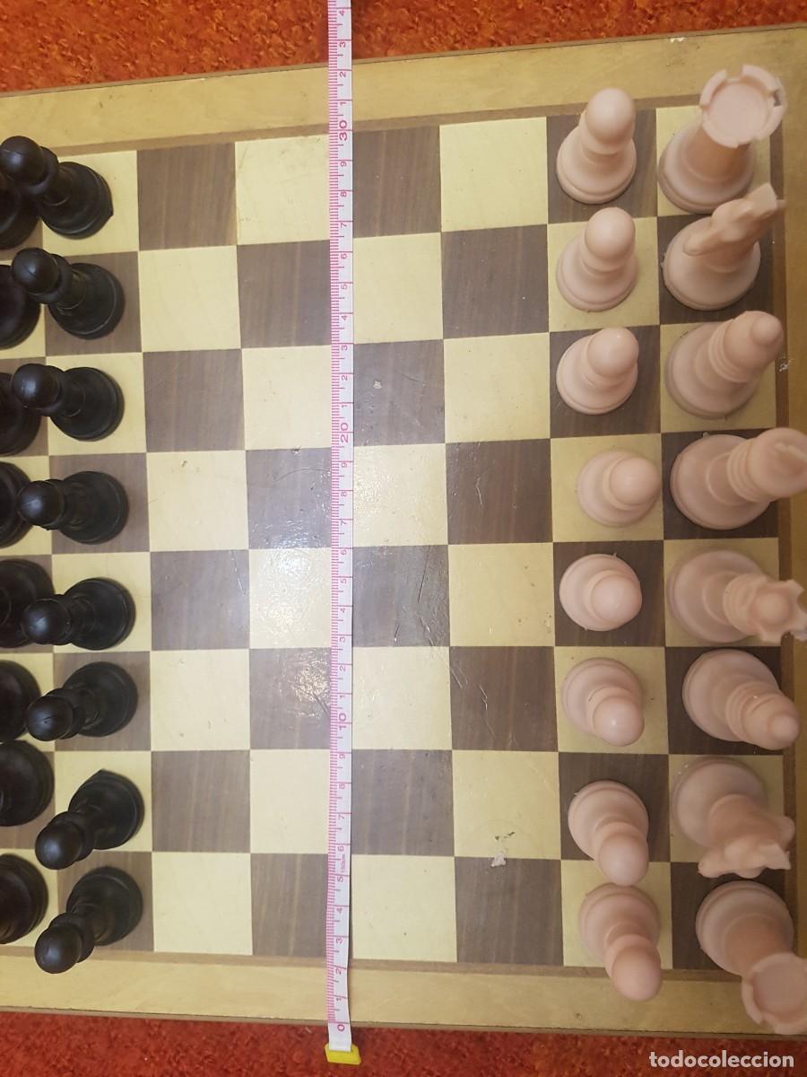Juegos de mesa: JUEGO DE AJEDREZ CON EL TABLERO - Foto 2