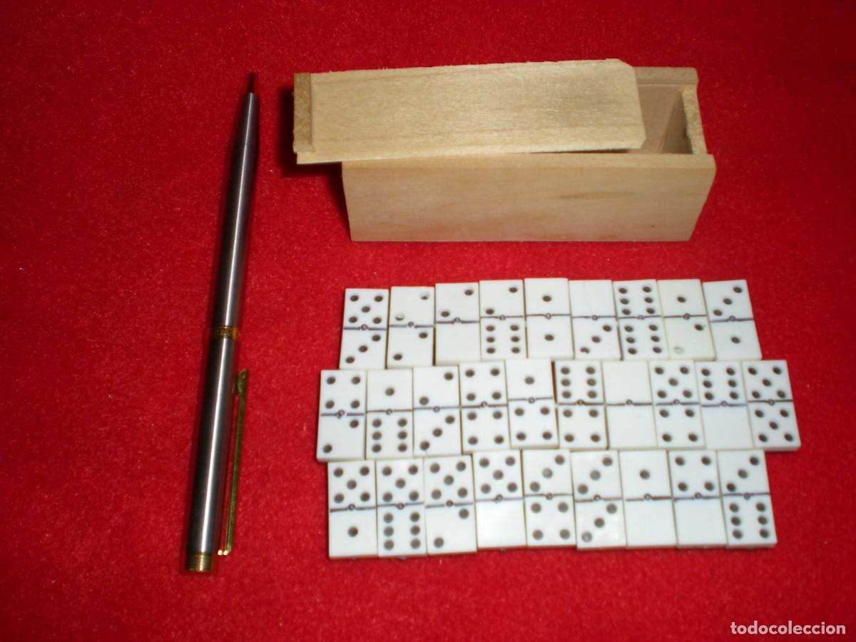 Juegos de mesa: Mini domin&oacute; en caja de madera - Foto 2