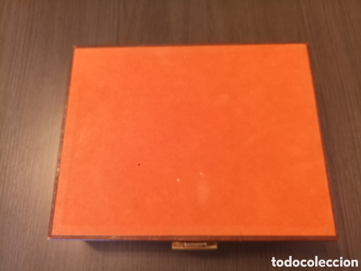 Juegos de mesa: Antiguo Juego de Poker y Ruleta - Foto 14