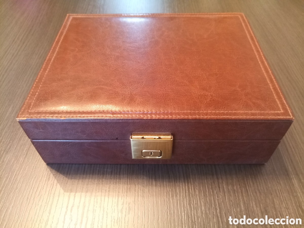 Juegos de mesa: Antiguo Juego de Poker y Ruleta - Foto 2