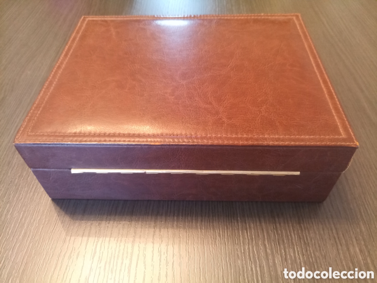 Juegos de mesa: Antiguo Juego de Poker y Ruleta - Foto 13