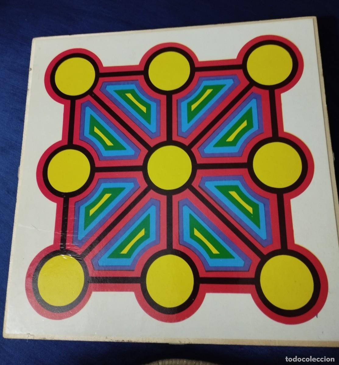 Juegos de mesa: Tablero reversible con tres en raya y ajedrez - Foto 1