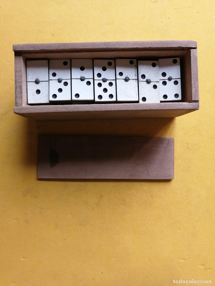 Juegos de mesa: Fichas de domino con caja - Foto 3