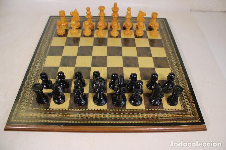 Juegos de mesa: juego de ajedrez de madera - Foto 1